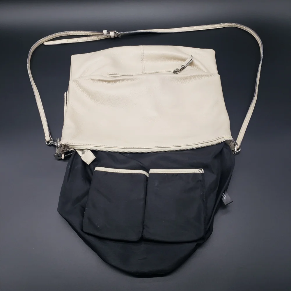 Sanctuary | Manhattanville White/Cream Leather Crossbody Bag - Picture 5 of 10